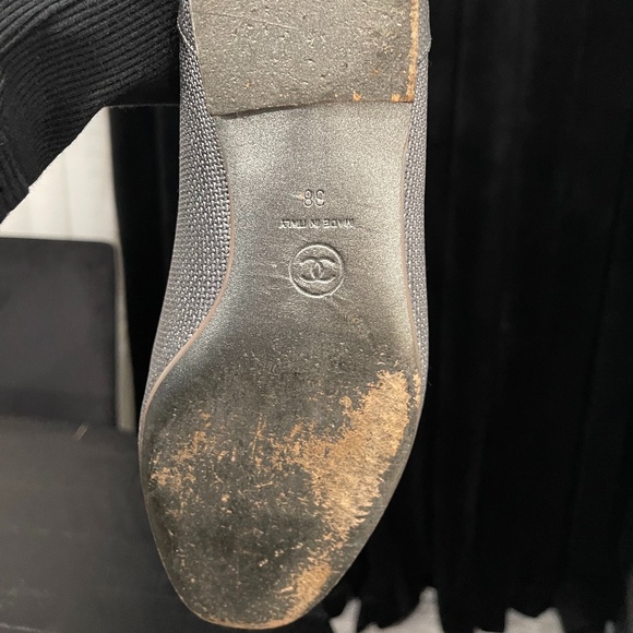 Chanel CC Logo Metallic Loafers Moccasins Size 38 - Picture 6 of 9